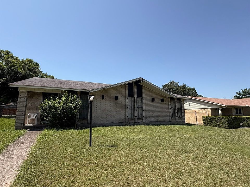 1st image of 1306 Aldenwood Dr