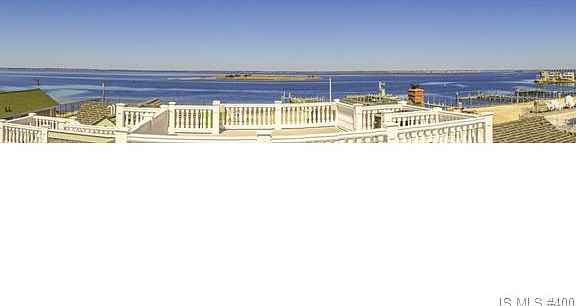 Panoramic Bayviews!