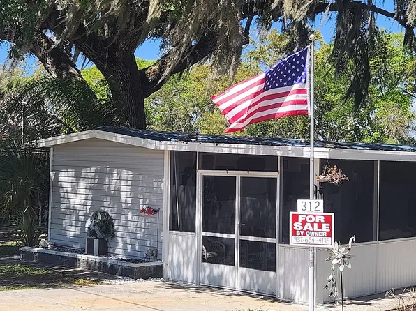 312 Oak Harbor Cp, Haines City, FL 33844