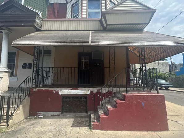 911 E Westmoreland St, Philadelphia, PA 19134