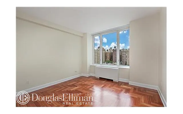 Rented by Douglas Elliman | media 17