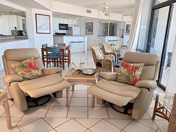 2nd image of 1000 Padre Blvd #721