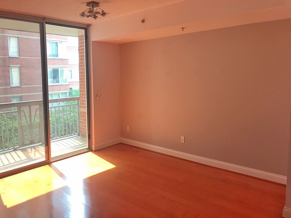 1st image of 1020 N Highland St Unit 520