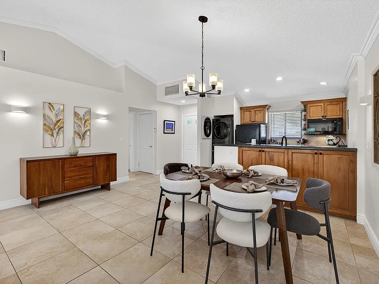 119 Club Dr — Photo 10