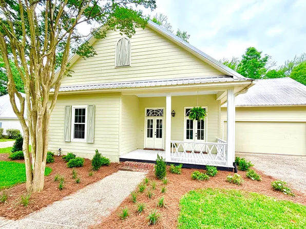 7 Songbird Ln, Hattiesburg, MS 39402