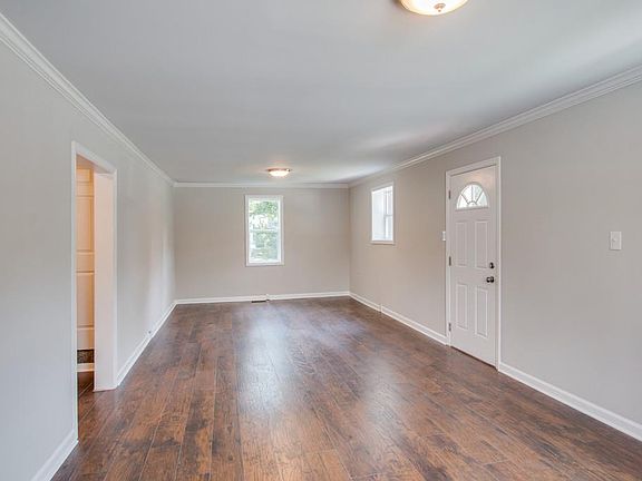 5th image of 806 Bixler Ave
