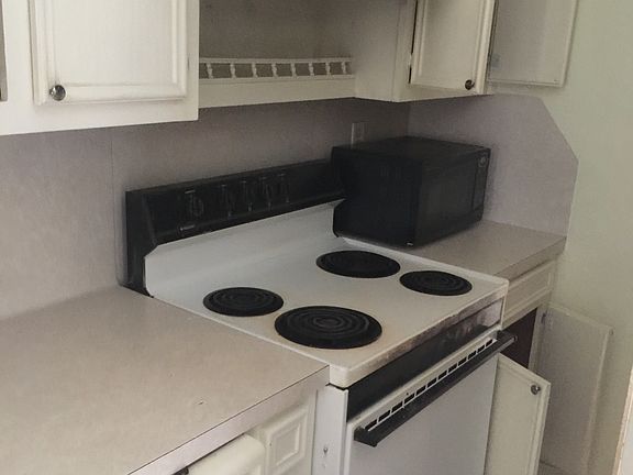 3rd image of 11000 Kinghurst Dr Unit 199