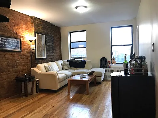 Rented by Oxford Property Group | media 8