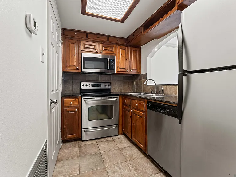2045 N 3rd St #203 — Photo 4