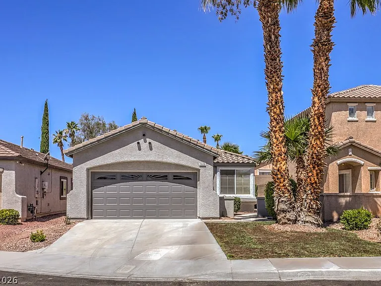 2609 Country Mile Dr — Photo 2