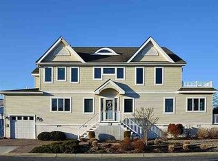 330 70th St, Avalon, NJ 08202