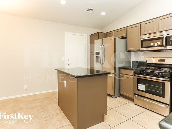 5th image of 5008 Camino Del Santo Pkwy