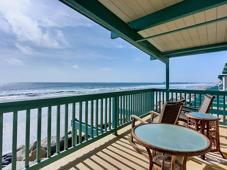 1630 Seacoast Dr #D — Photo 15