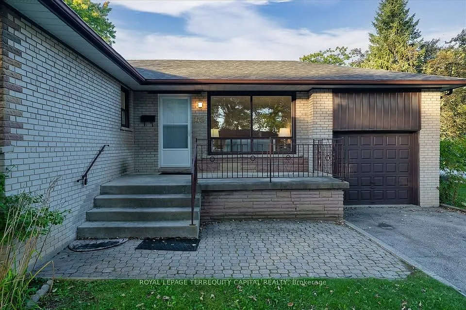 2 bed, $2,090 — Photo 2
