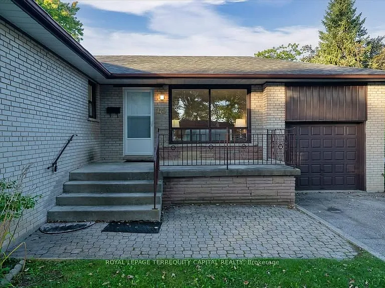 65 Glenmanor Dr #LOWER — Photo 2