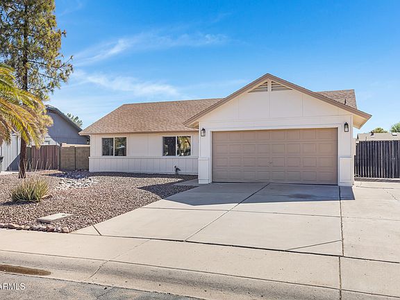 2nd image of 315 W SAN PEDRO Avenue