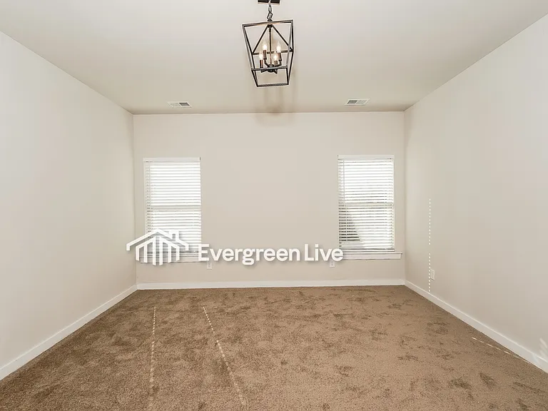 95 Wolf Ln — Photo 8
