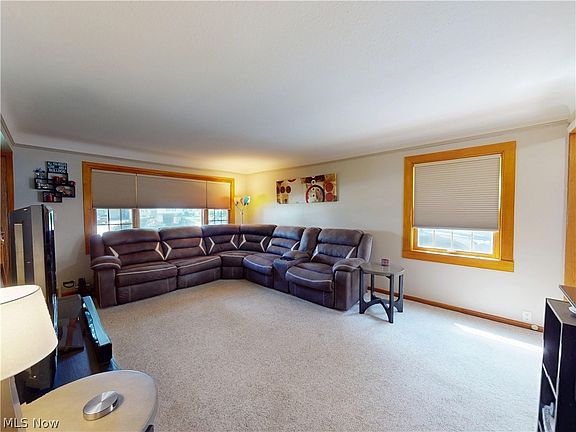 5th image of 2182 Buena Vista Dr