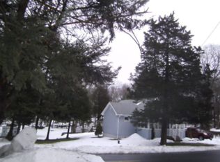 20 Highland Ave, Woodbridge, CT 06525