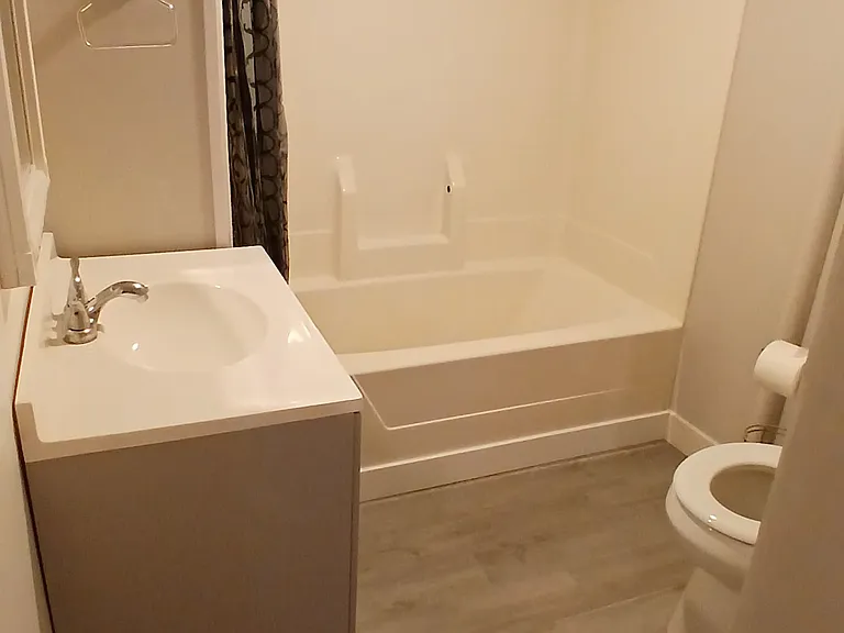1938 N Saint Louis Ave #BASEMENT — Photo 6