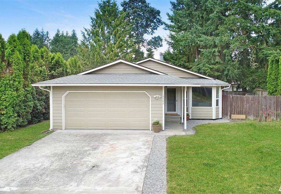1st image of 18822 10th Avenue Ct E
