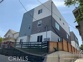 1141 1/2 Irolo St — Photo 20