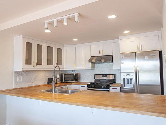 3rd image of 3361 Kimberly Way