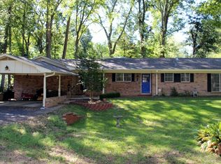626 Bostwick St, Nacogdoches, TX 75965