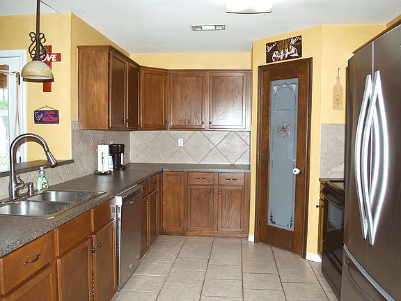 5th image of 5274 Westgate Ln