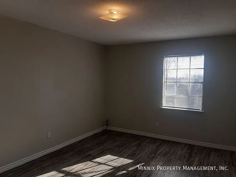 1606 Yonkers St #A — Photo 10