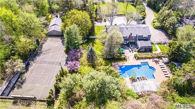 1st image of 20 Wishing Well Ln