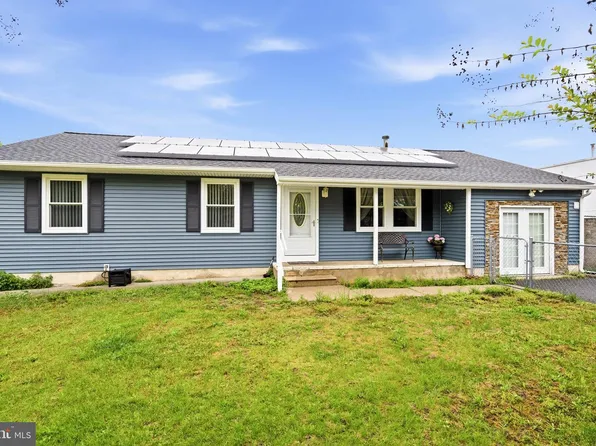 894 Michael Ave, Vineland, NJ 08360