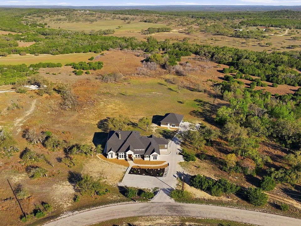 1st image of 321 Vista View Place