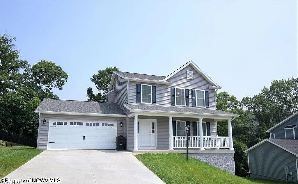 4 bed, 3.5 bath, $2,650 — Photo 1