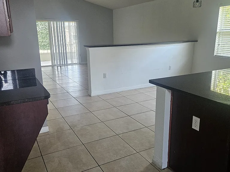929 Tramells Trl — Photo 8