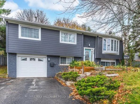 228 Dodson Rd, Barrie, ON L4N 4S4