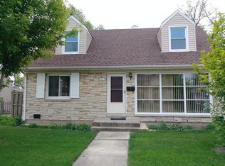 7139 Foster St, Morton Grove, IL 60053