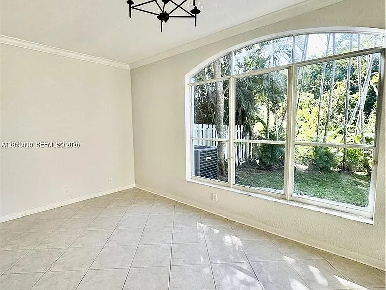4946 SW 38th Way — Photo 10
