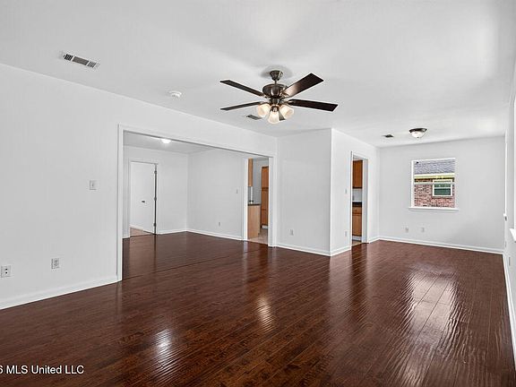5th image of 328 Teringo Cir