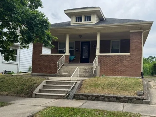 911 Clement St, Joliet, IL 60435