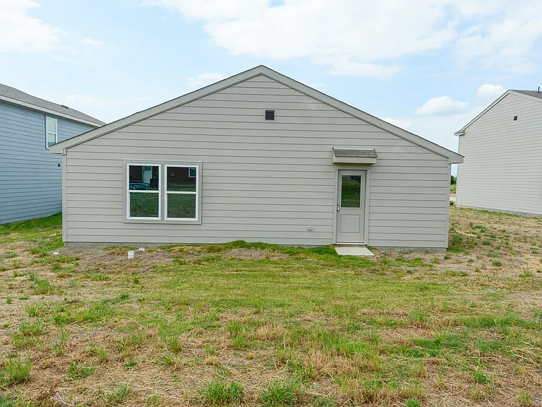297 Victory Dr — Photo 15