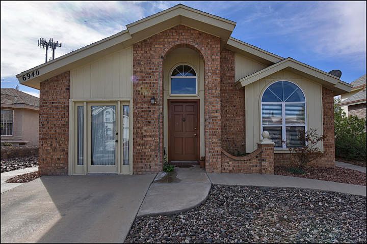 1st image of 6940 Canyon View Ln