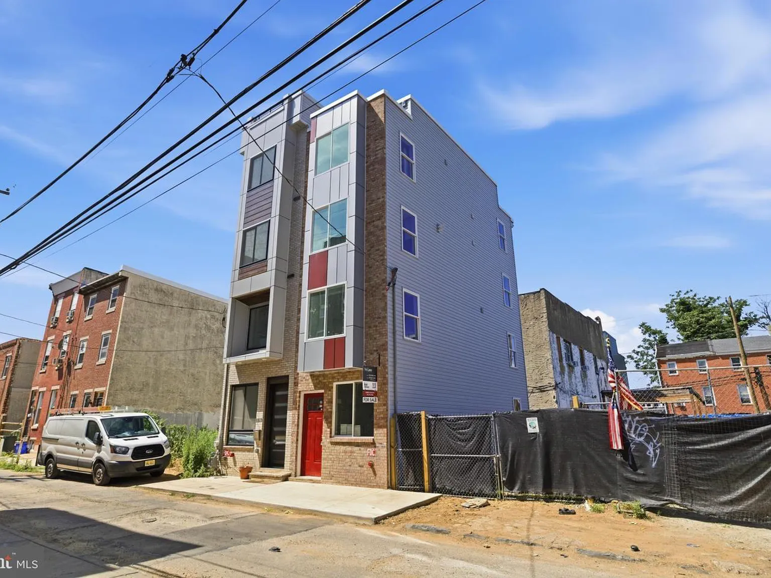 1511 W Flora St — Photo 3