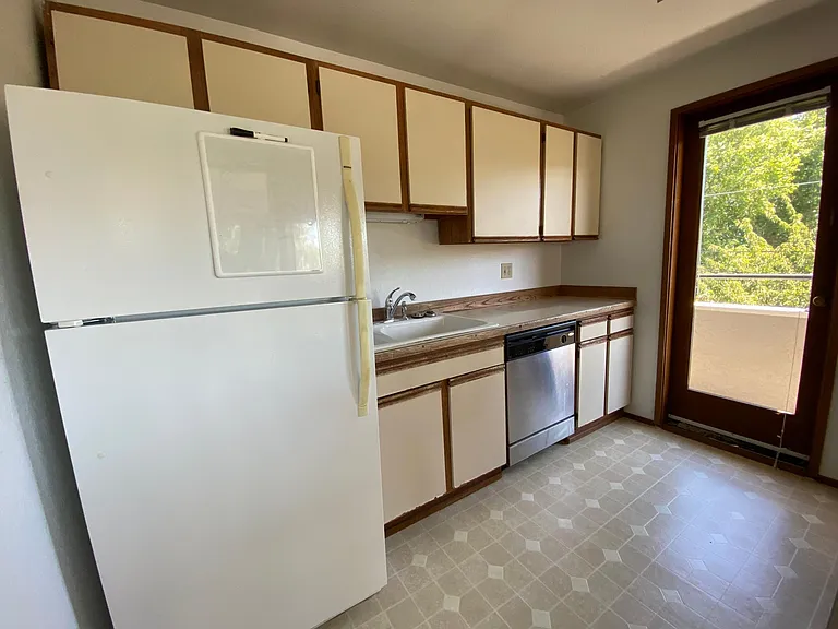 1700 NW 64th St #301 — Photo 10