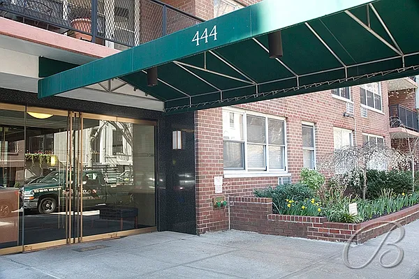 Sold by Bellmarc Realty | media 15