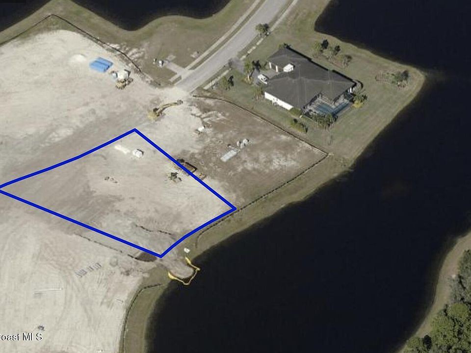 2nd image of 4687 Lyndoch Dr