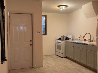 930 N 5th St, Reading, PA 19601