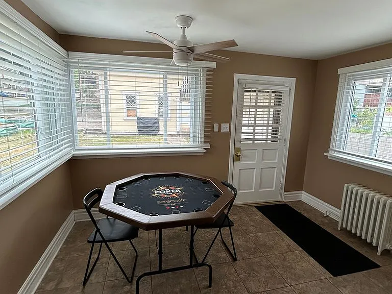 930 Ridge Ave — Photo 110