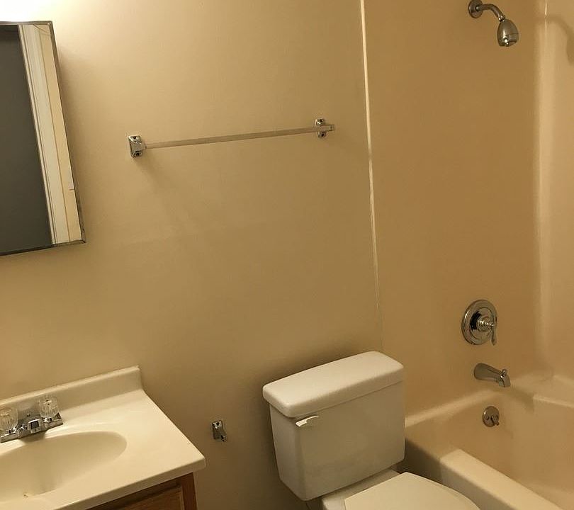 2nd image of 810 Wildwood Dr APT 46