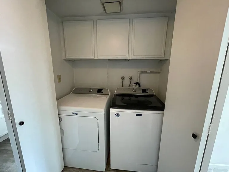 1137 Arbor Ln — Photo 7